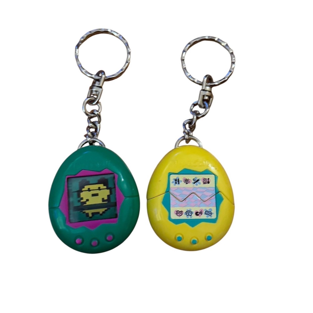 Vtg McDonalds Tamagotchi Virtual Pet Keychains Green Yellow Retro 90s Toy 2